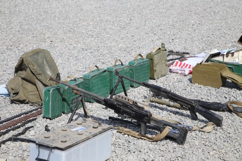 Ermenistan Ordusunun Kaçarken Geride Bıraktığı Silahlar ve Araçlar